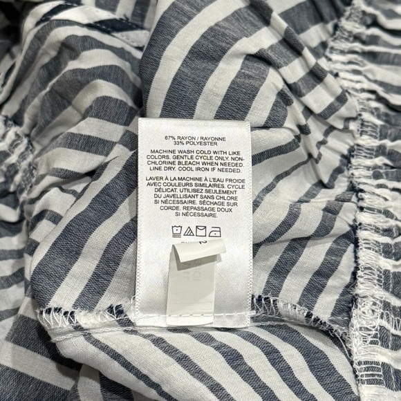 Express Nautical Stripe Ruffle Hem Deep V-Neck Casual Chic Blouse Coastal XS - Picture 7 of 9